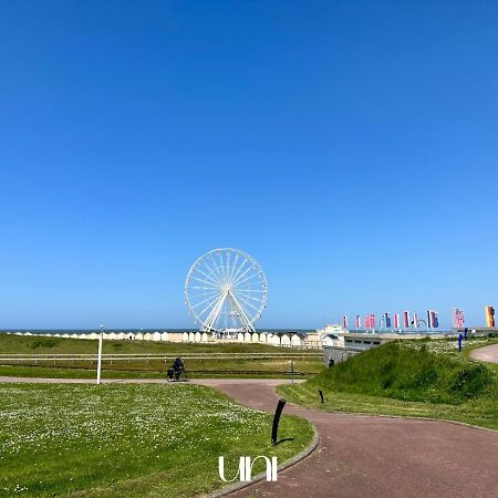 Charmante Maison En Pierre - Centre Ville - Plage Ouistreham Esterno foto