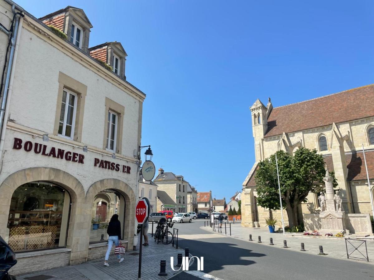Charmante Maison En Pierre - Centre Ville - Plage Ouistreham Esterno foto