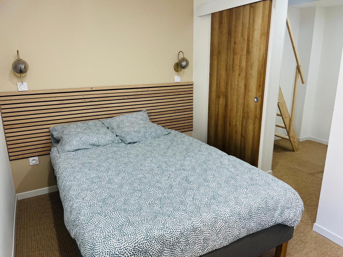 Charmante Maison En Pierre - Centre Ville - Plage Ouistreham Esterno foto